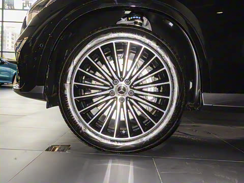 2025�� GLC 300 4MATIC ����SUV