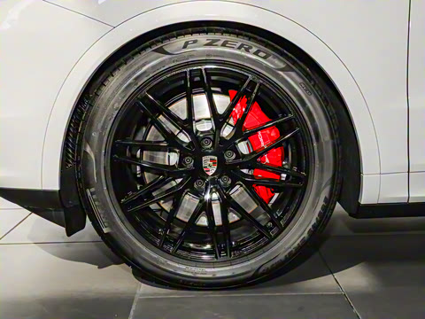 2025�� Cayenne S E-Hybrid 3.0T