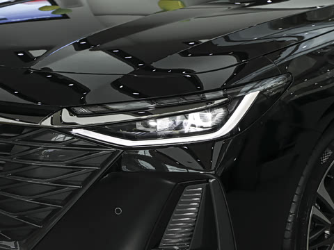 2025�� 2.0T DCT��