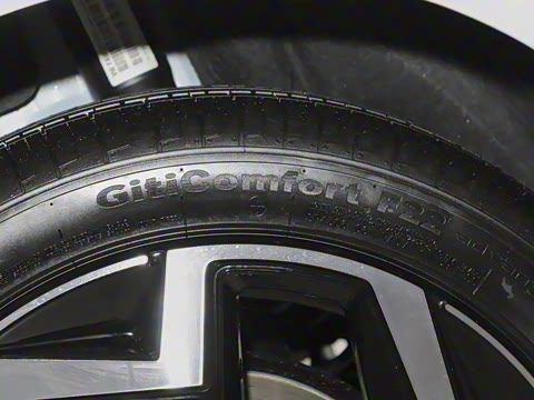 2025�� �Ŀ� 300TSI R-Line