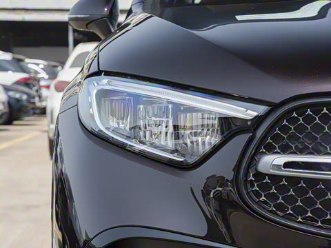 2025�� �Ŀ� GLC 300 L 4MATIC ������ 5��