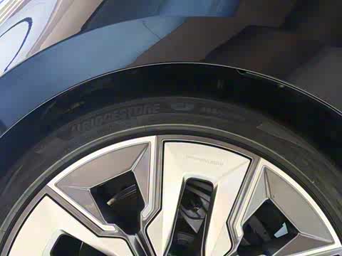 2023�� 740Li ������ ������װ