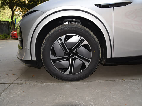 2024�� 580 ������ Plus