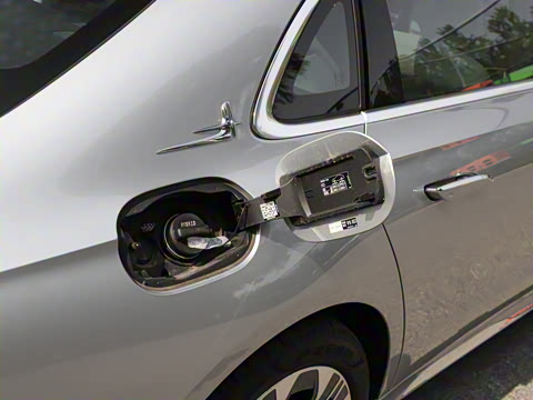 2024�� E 350 e L ���ʽ��϶����˶��γ�