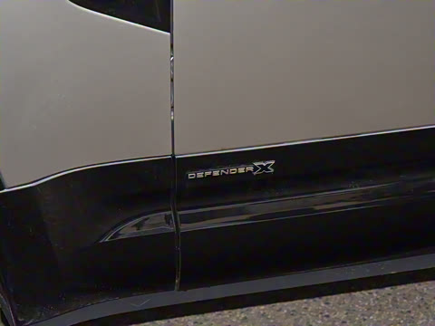 2025�� 110 3.0T P400 X