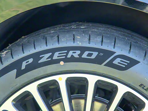 2025�� ���� Ultra�� 53.4kWh 6����