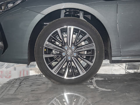 2025�� 1.6T DCT ������