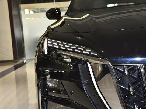 2024�� 2.0T ���а�