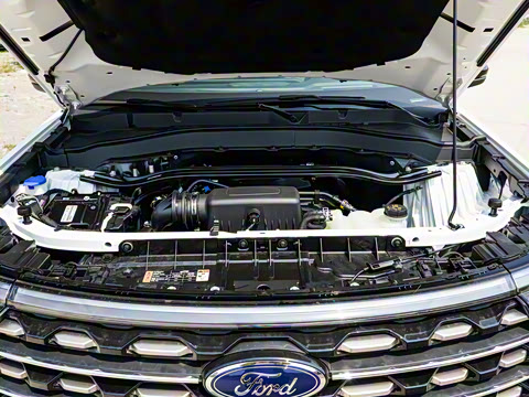 2023��  EcoBoost 285 �������� 6��