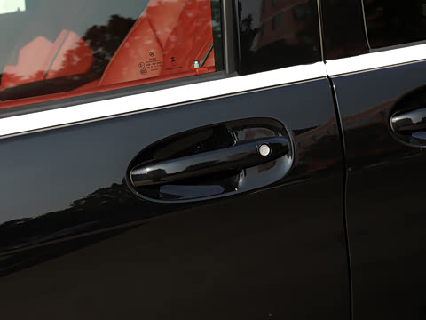 2025�� 2.0T ��άʿ������