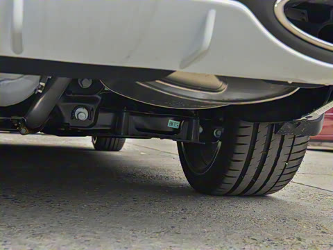 2024�� 2.0T ���Ͱ���������� Shooting Brake