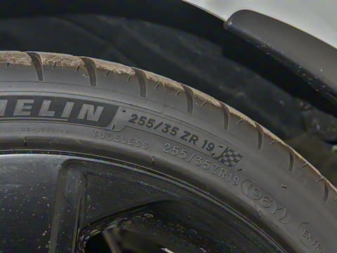 2024�� 2.0T ���Ͱ���������� Shooting Brake