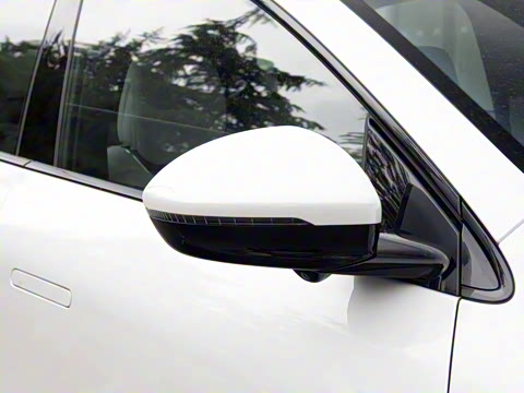 2023�� 755 �������� Max