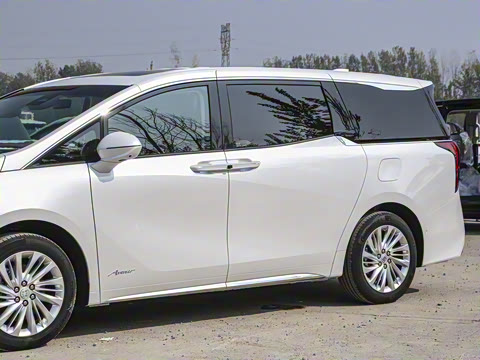 2025�� 2.0T ����������