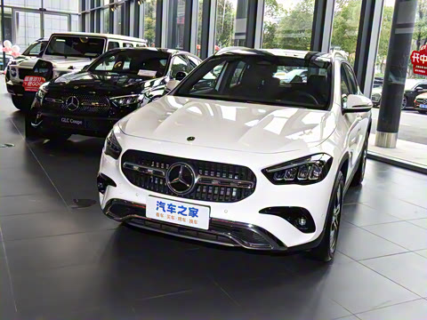 2025�� GLA 220