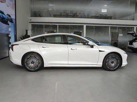 2024�� �Ŀ� ���� 1060 AR-HUD��