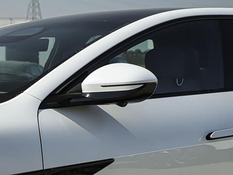 2025�� Ultra���������