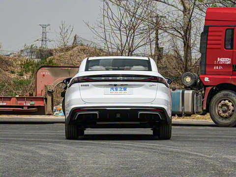 2025�� EM-i 60km ������