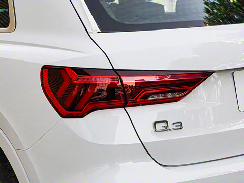 2025�� quattro 45�����ذ� 35TFSI ʱ�ж�����