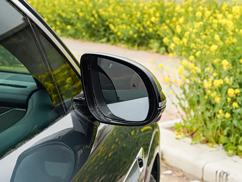 2025�� DM 215KM�����״��콢��