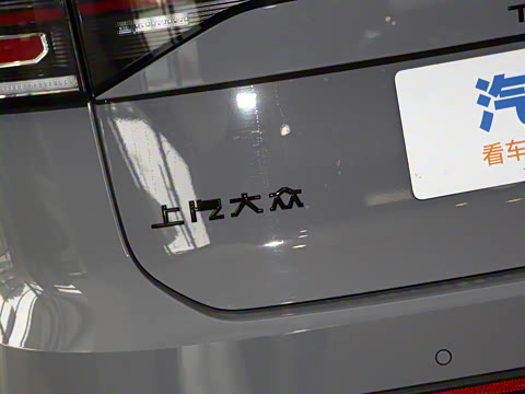 2025�� ���� 300TSI ������