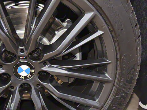 2024�� 325i M�˶���ҹ��װ