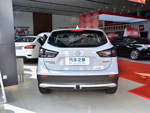 2025�� ���� 2.0L CVT XV���İ�