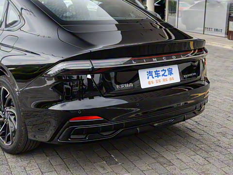 2025�� 2.0T ��ʿ�ر��