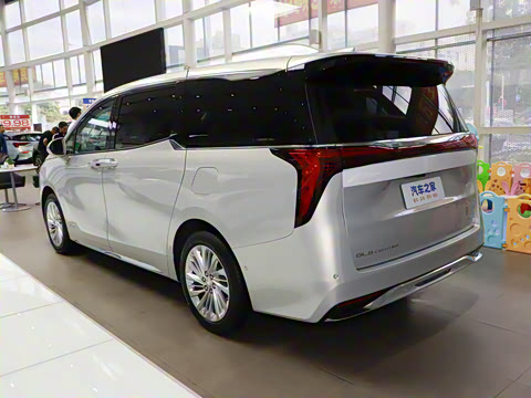 2025�� 2.0T ����������