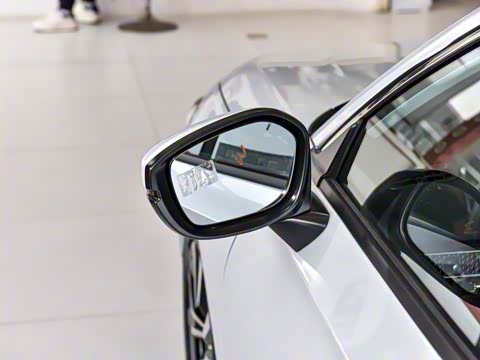 2025�� 2.0L e:HEV �춯Plus