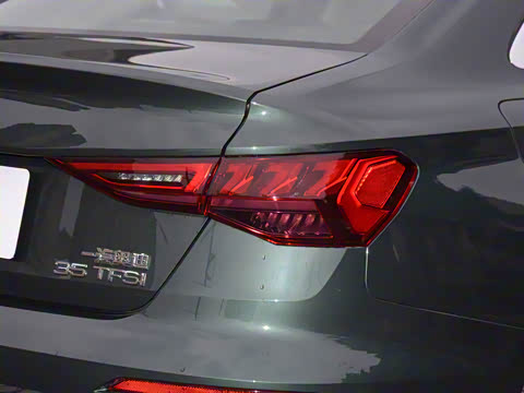 2024�� A3L Limousine 35 TFSI ʱ���˶���