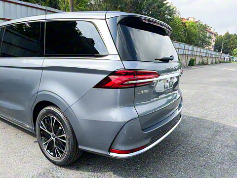 2023�� 400TGI Խ����