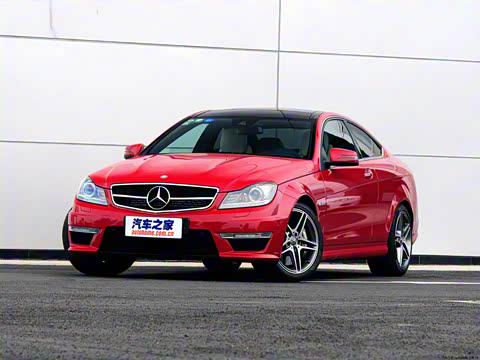 2012�� AMG C 63 Coupe ������