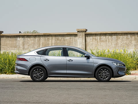 2025�� EV 510KM ��׼��