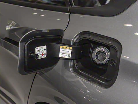 2025�� 2.0T EcoBoost ������