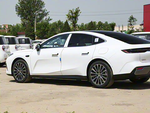 2025�� 130km EM-i �콢��