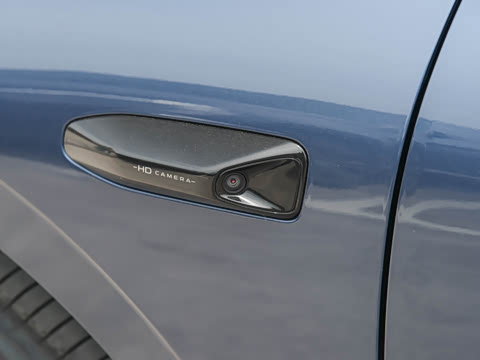 2025�� 130km EM-i ����