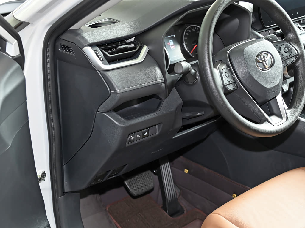 Toyota RAV4 V (XA50), Внедорожник 5 дв.: фото поколения