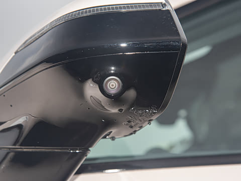 2025�� 560PRO 185kW