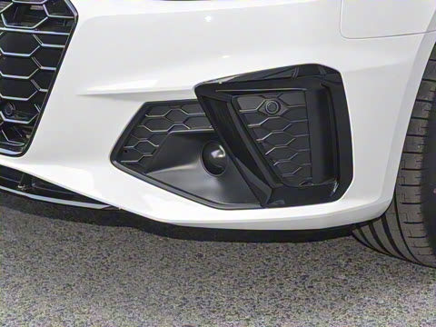 2025�� 200���������� 40 TFSI ����������