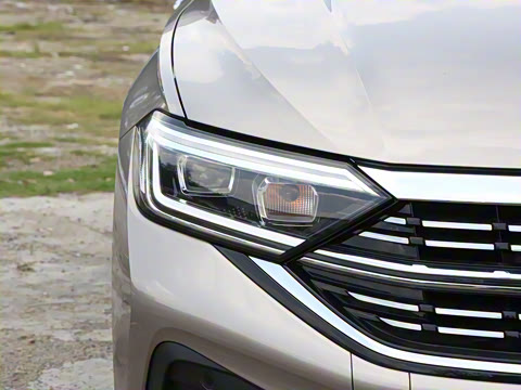 2025�� �Ŀ��� 300TSI DSG��Խ��