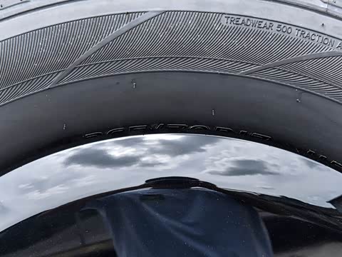 2024�� 2.0T ̽�ռ�