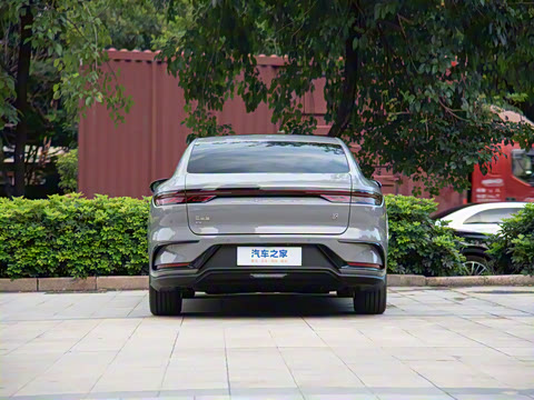 2025�� EV 605KM�����