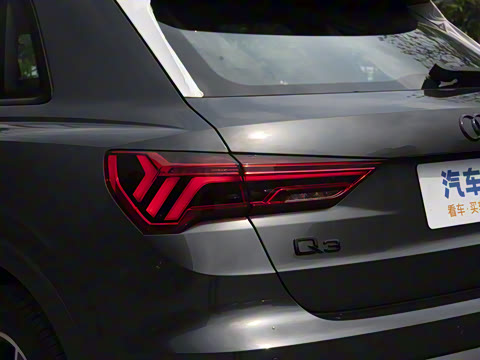 2025�� quattro 45�����ذ� 40TFSI ʱ�ж�����