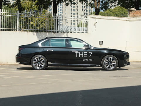 2023�� 740Li ������ ������װ