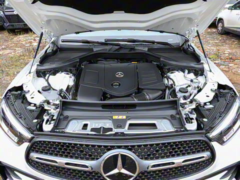 2025�� GLC 260 L 4MATIC ������