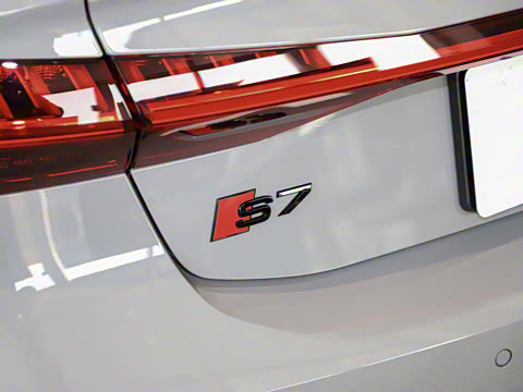 2024�� 2.9 TFSI quattro