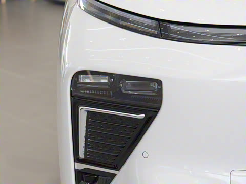 2025�� ���� 760 Max��������������ʻ