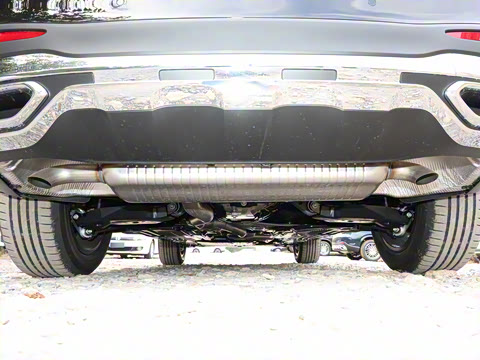 2025�� GLC 300 L 4MATIC ������ 5��