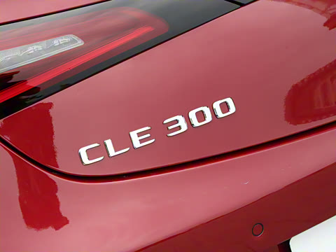 2025�� CLE 300 4MATIC �����ͽ��ܳ�